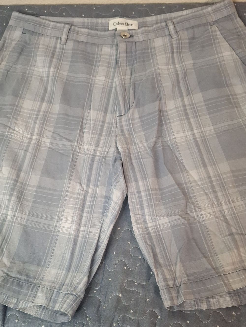 Calvin Klein Light Blue Plaid Chino Shorts size 34